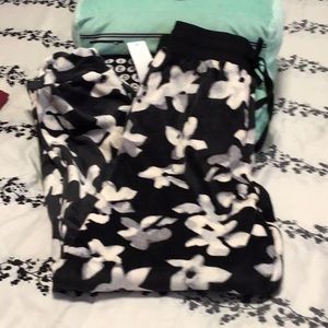 Ladies ThreeDots Pajama Pants